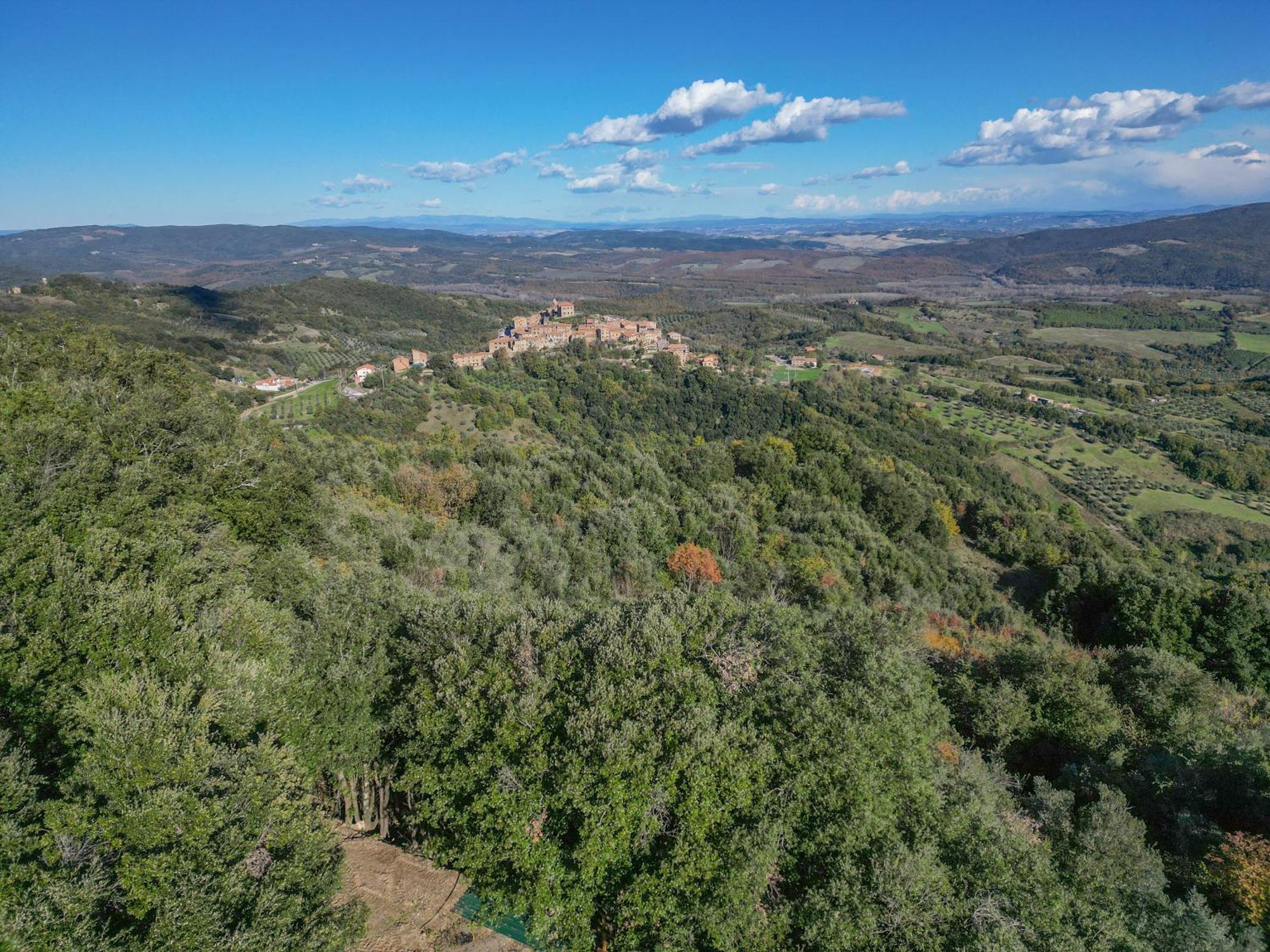 Agriturismo Antico Borgo Montacuto Pari Eksteriør billede