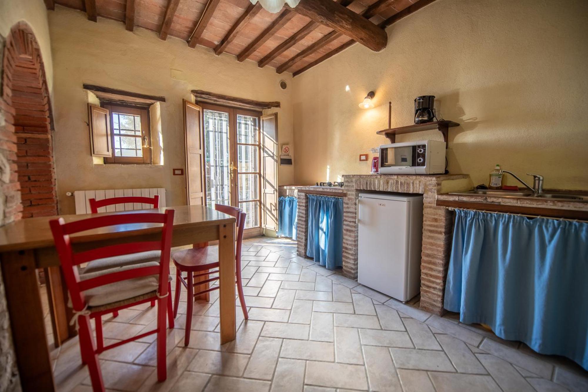 Agriturismo Antico Borgo Montacuto Pari Eksteriør billede
