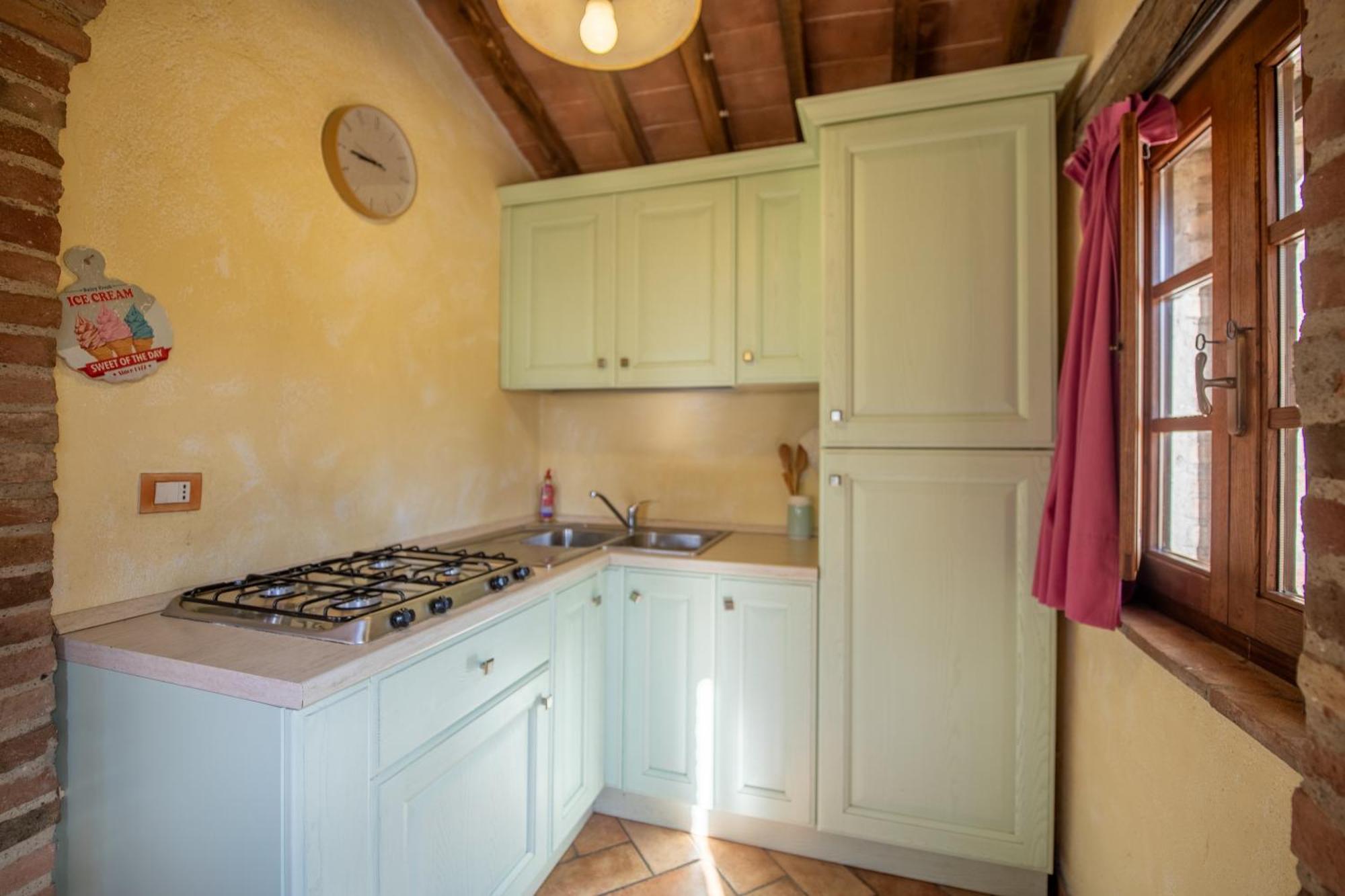 Agriturismo Antico Borgo Montacuto Pari Værelse billede